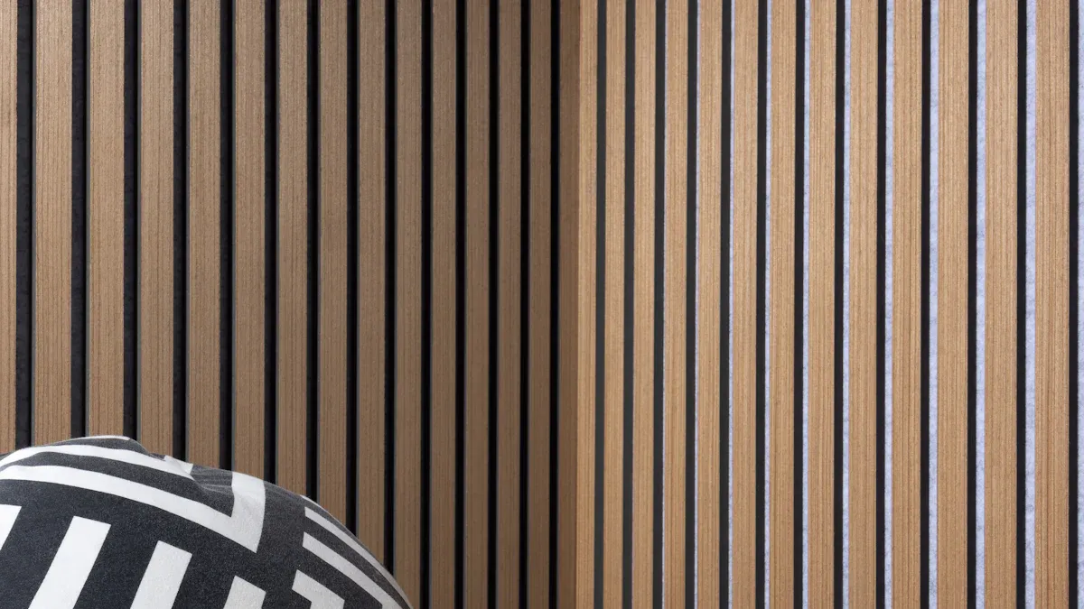 L&iacute;nea de extrusi&oacute;n de perfiles WPC y conceptos b&aacute;sicos de compuestos de madera y pl&aacute;stico
